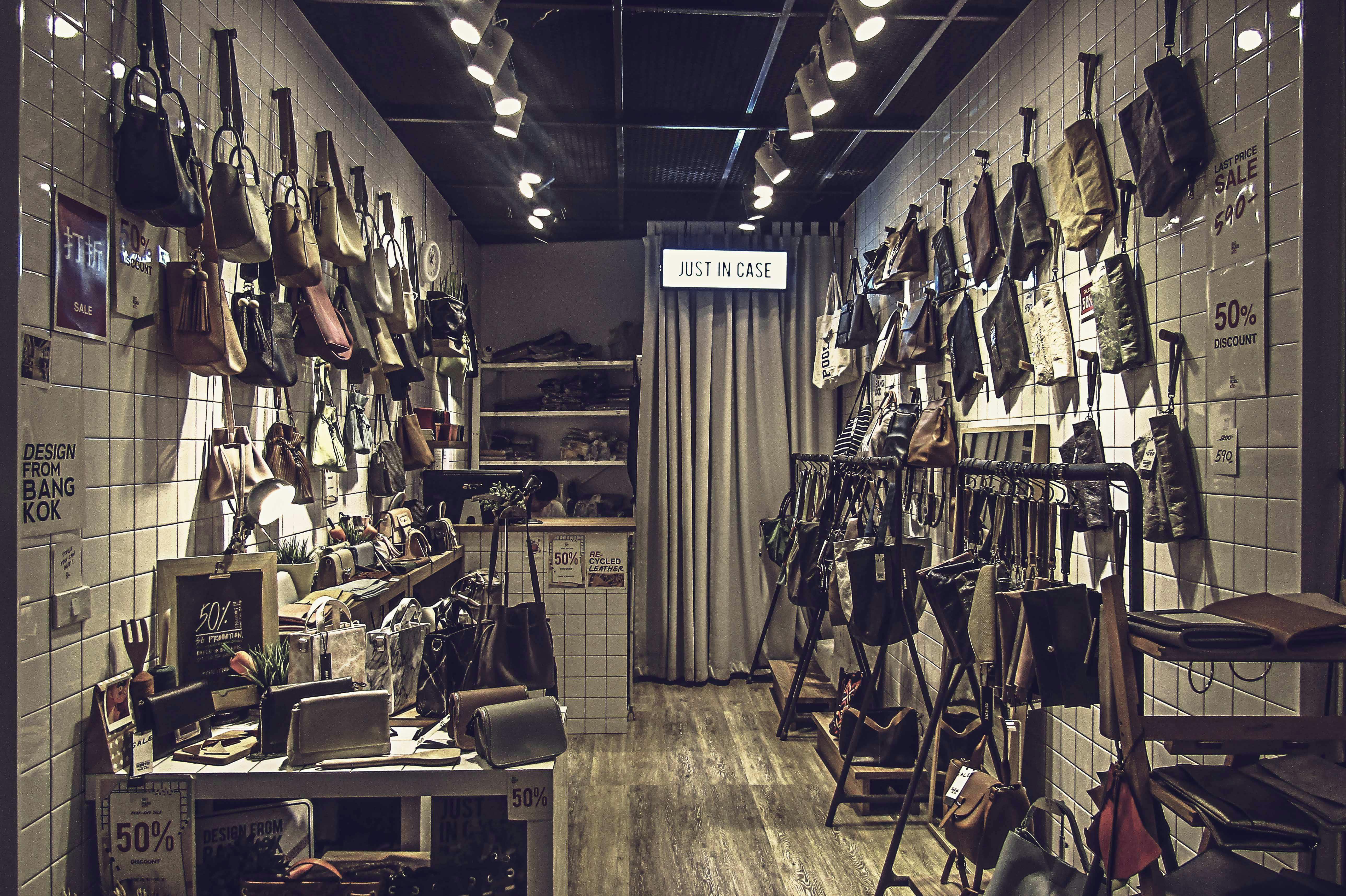 How to Check the Condition of a Secondhand Designer Bag
